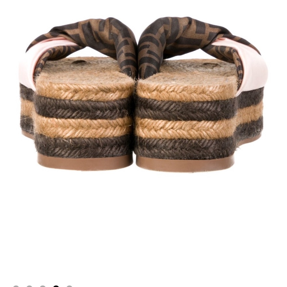 FENDI SANDALS - Picture 3 of 7